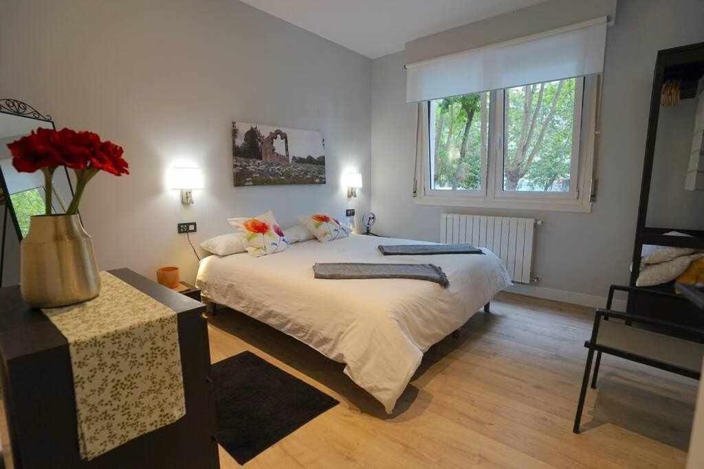 Bilbao Ciudad Del Mundo Arte Teletrabajo Y Ocio Apartment Luaran gambar