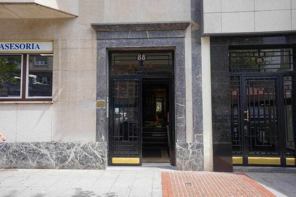 Bilbao Ciudad Del Mundo Arte Teletrabajo Y Ocio Apartment Luaran gambar